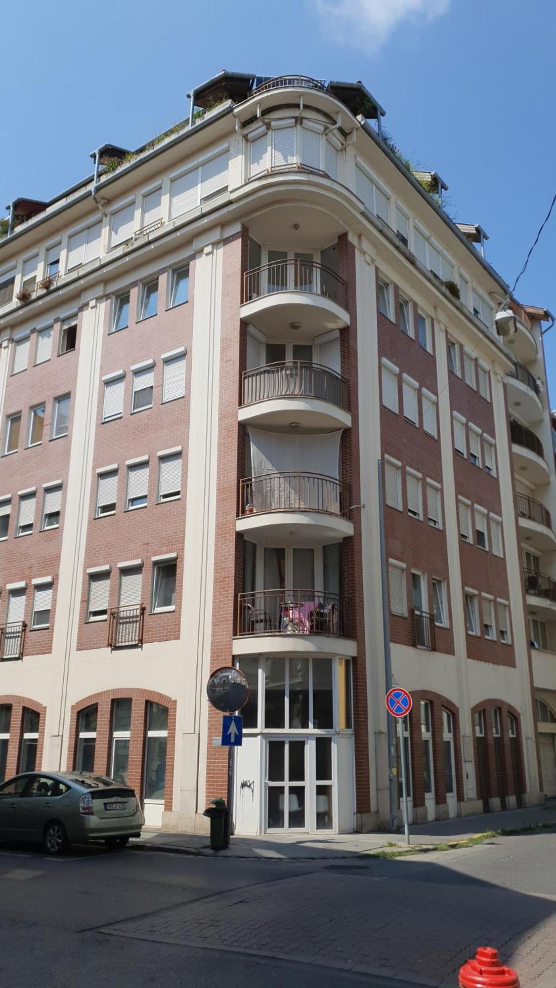 Modern Top Floor Loft With Balcony Budapest Exterior foto